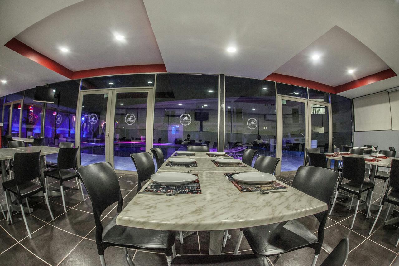 Hotel Santa Cruz Tehuantepec Santo Domingo Tehuantepec ภายนอก รูปภาพ